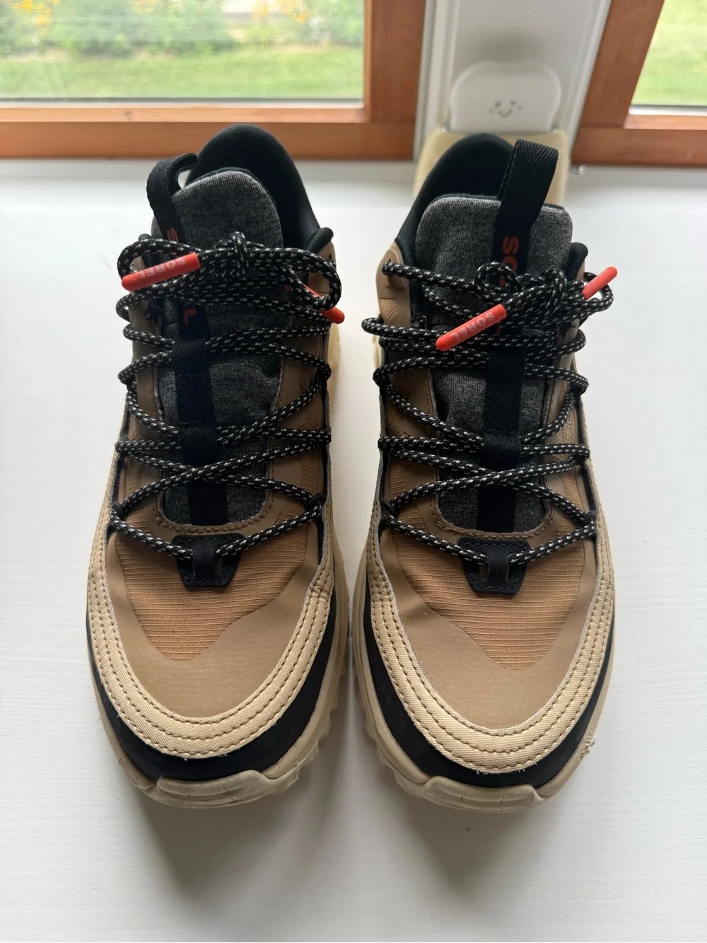 Sorel women’s call sign 9.5 excellent used condition - Worn x 1 week